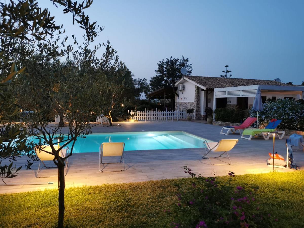 Villa Hibiscus Castellammare del Golfo Exterior foto