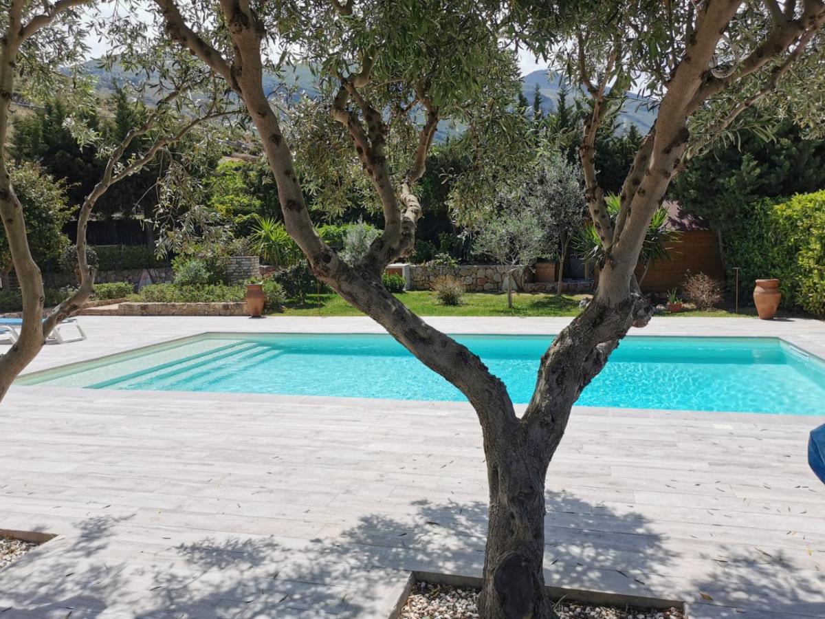 Villa Hibiscus Castellammare del Golfo Exterior foto