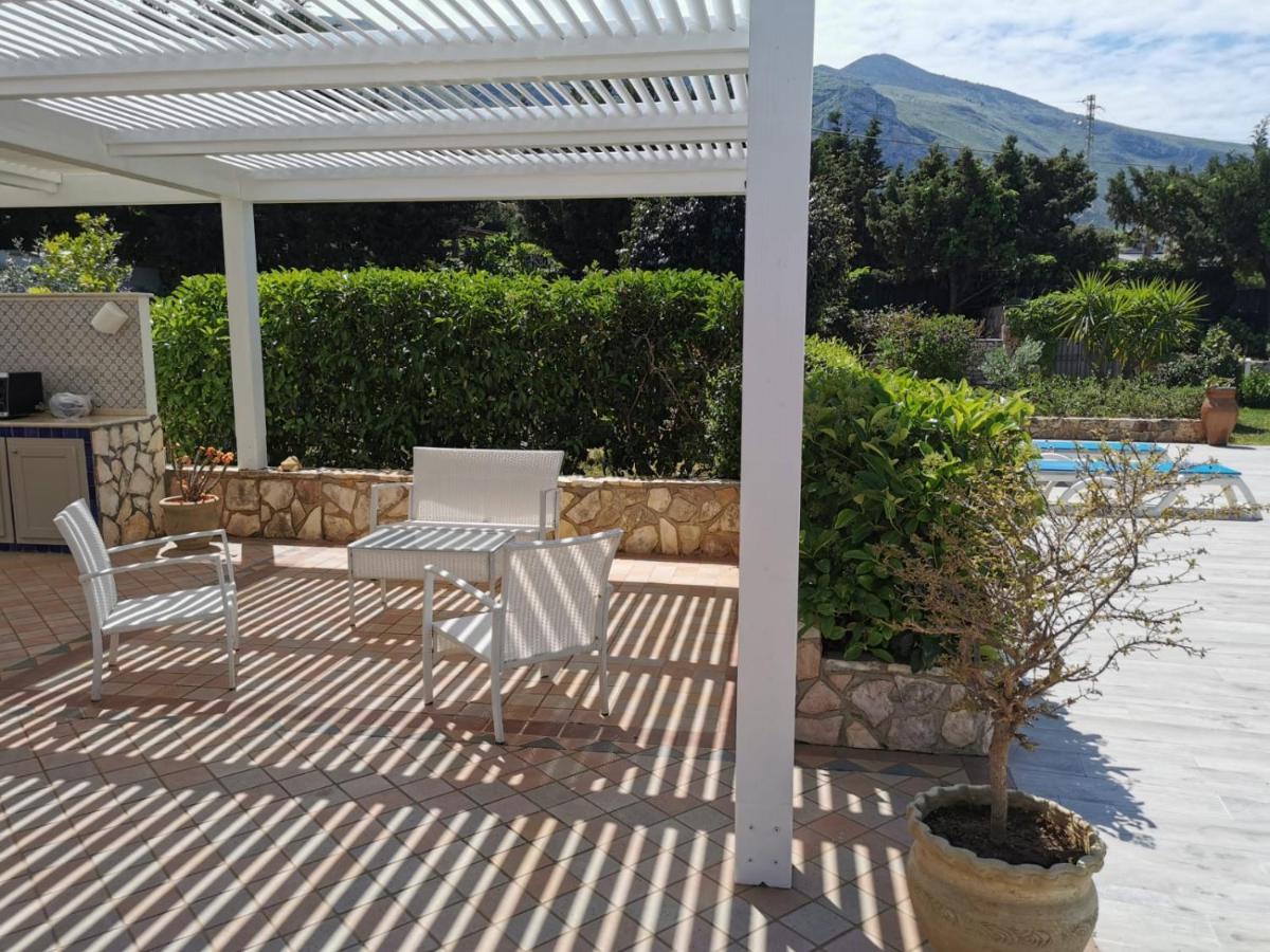Villa Hibiscus Castellammare del Golfo Exterior foto